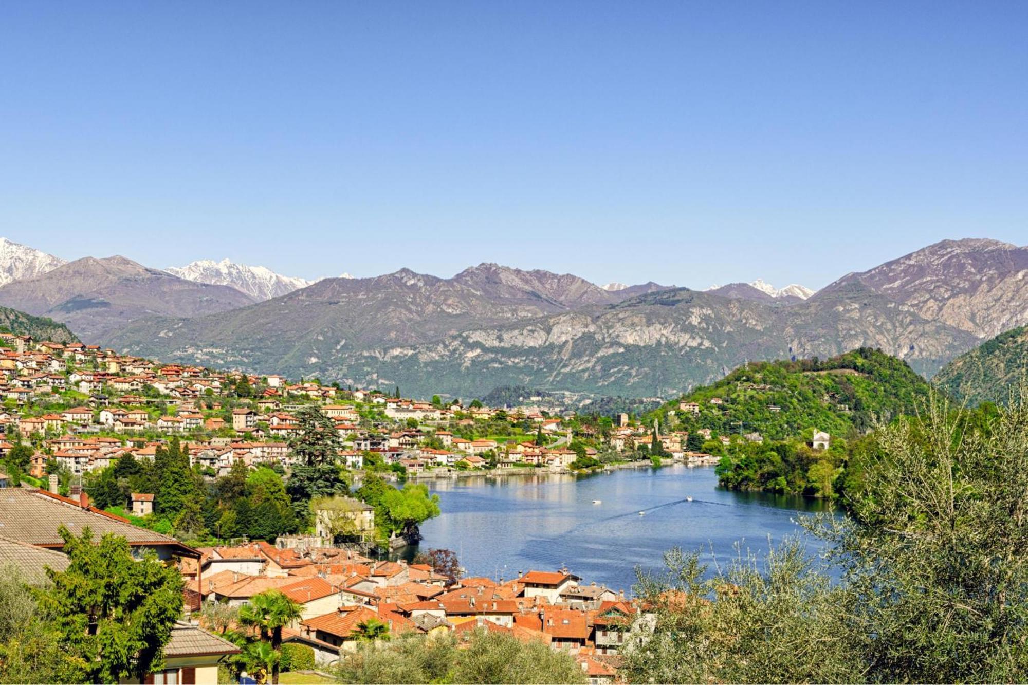 Bella Lake View Colonno エクステリア 写真
